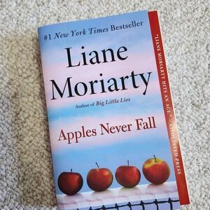 Apples Never Fall Book by Liane Moriarty